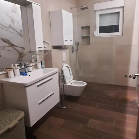 Blanco Villa *