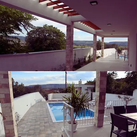 Blanco Villa