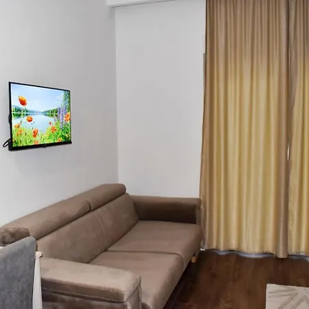 Blanco Villa